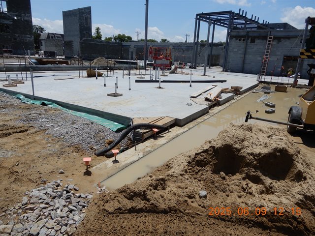 Slab at Staff Dining C 1039